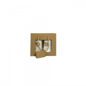 Geschenktüte S_Beterskupp-Stil_Kraftpapier_Holzwolle_Juteband